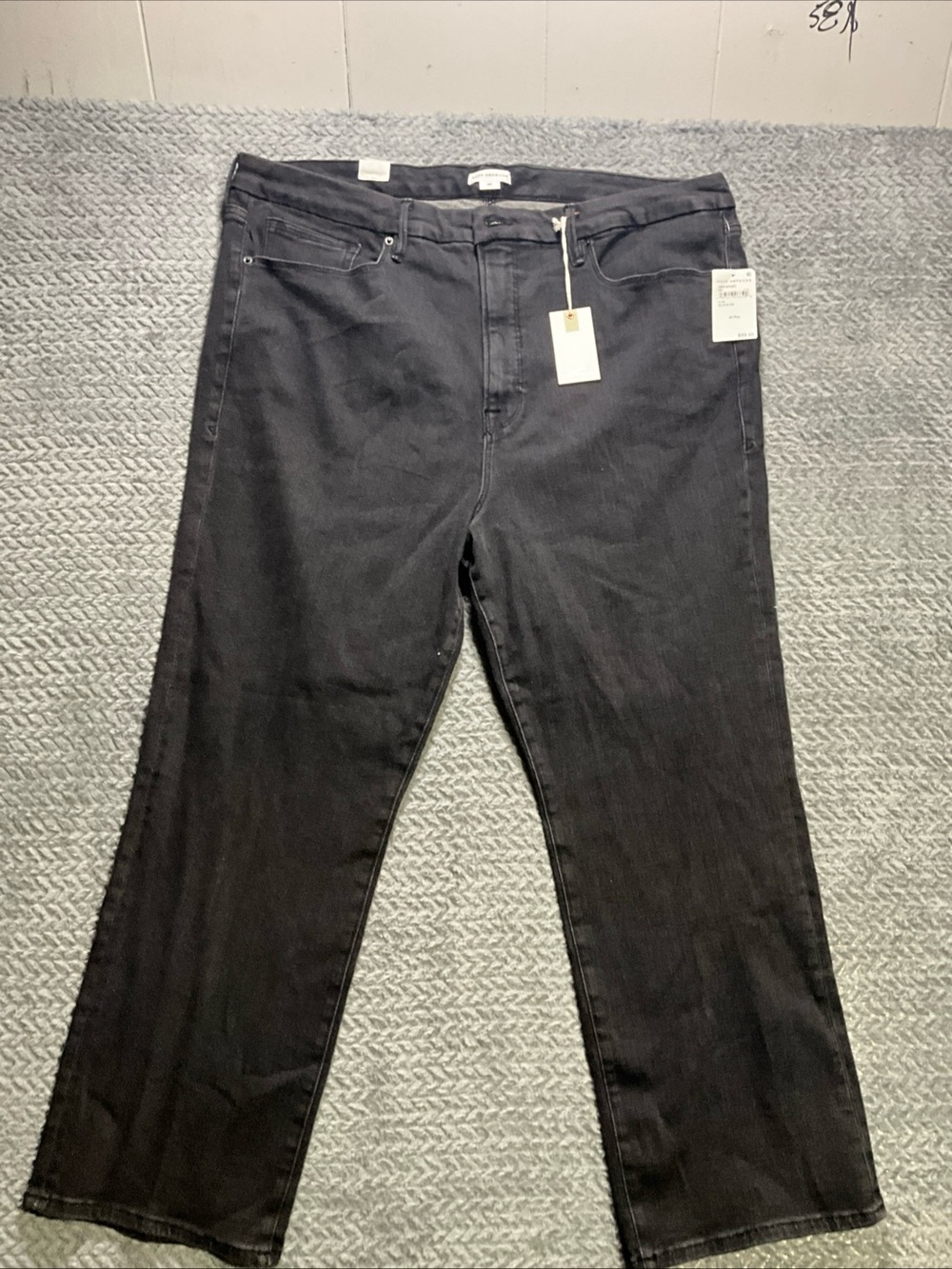 Good American Black Relaxed Straight-Leg Jeans